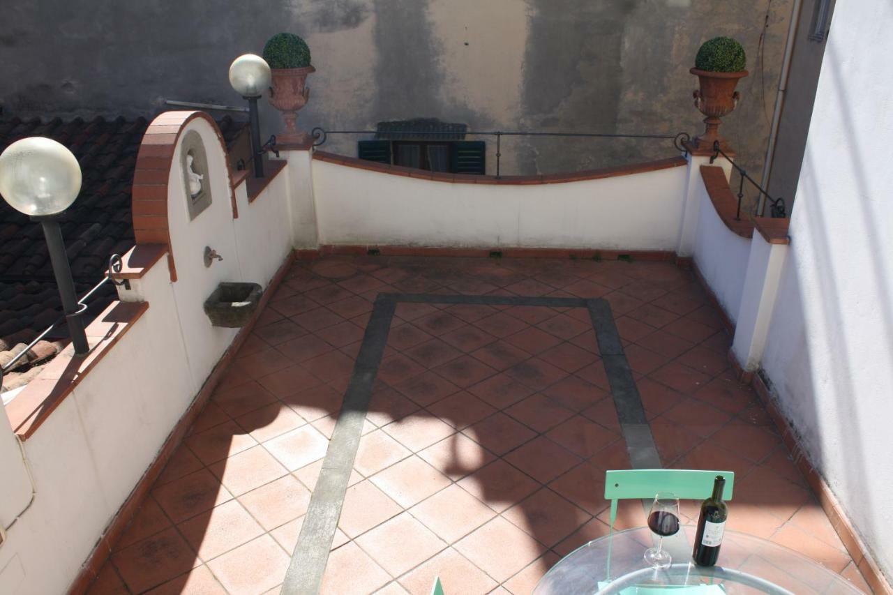S.zanobi Courtyard House W/ Terrace Appartement