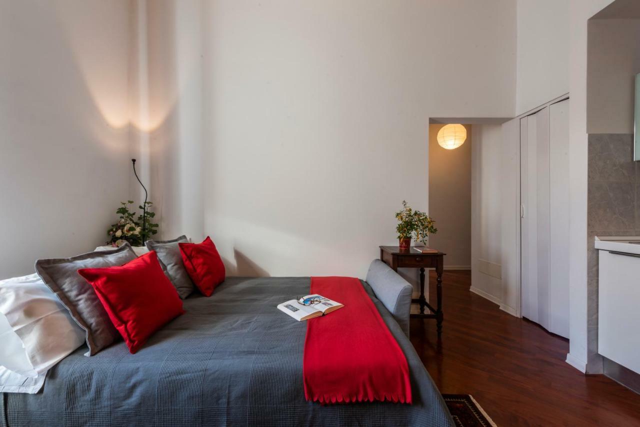 Renovated 19th-century In An Authentic Area Apartment