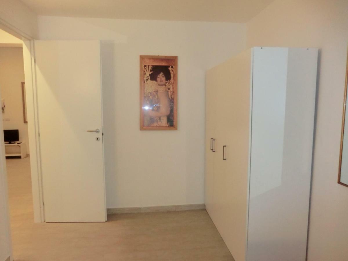 Apartment Vasco Pratolini Florenz