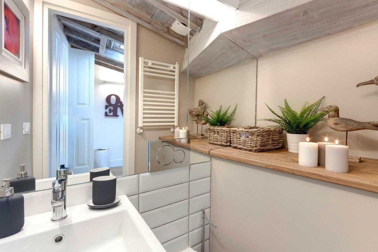 Apartment Parione Roof Terrace By Mamo Florence