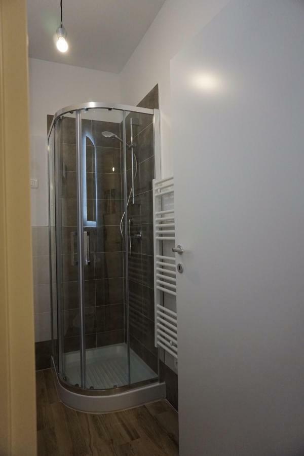 Apartment Lumina & Free Parking Florenz