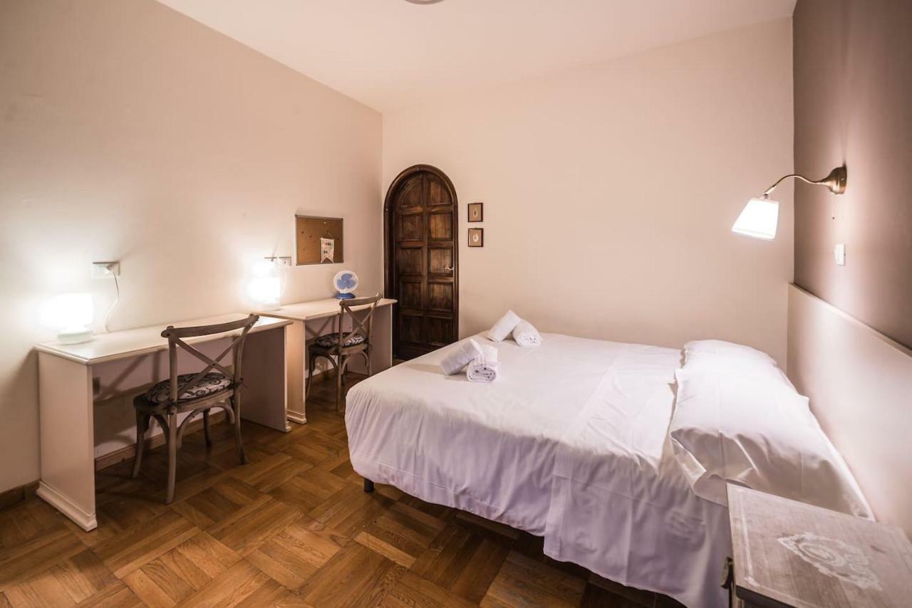 Spacious Apt With Terrace 200 Meters From Duomo Apartment *
