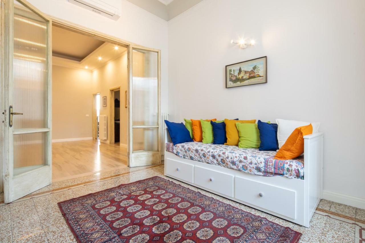 Apartment Santa Maria Novella 4 Bedrooms By Mmega Florence