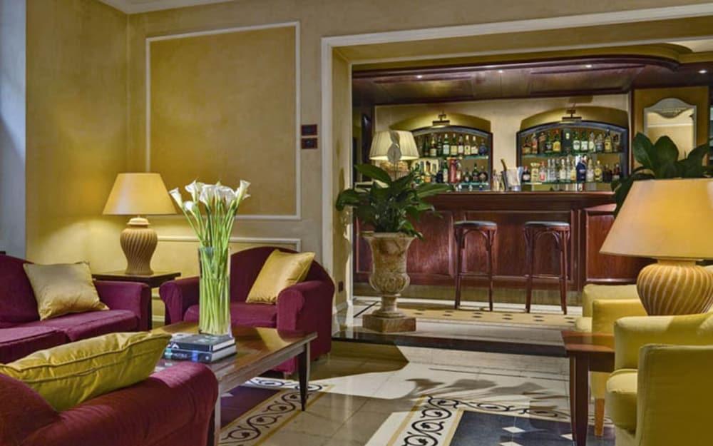 Hotel Corona D'italia 3*