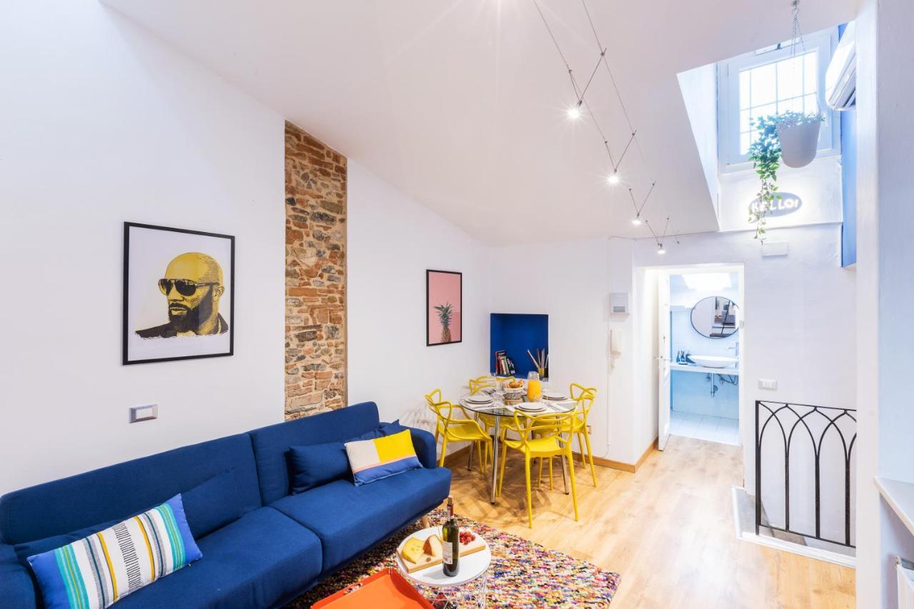 Apartment Historic Center Renovated Apartment- Amazing Location-by Likehomeflorence