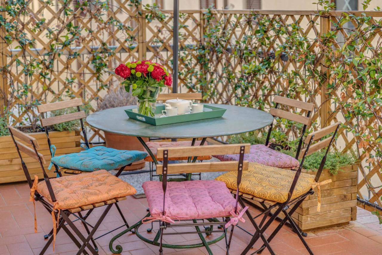 Borgo San Lorenzo Terrace Apartment Florence