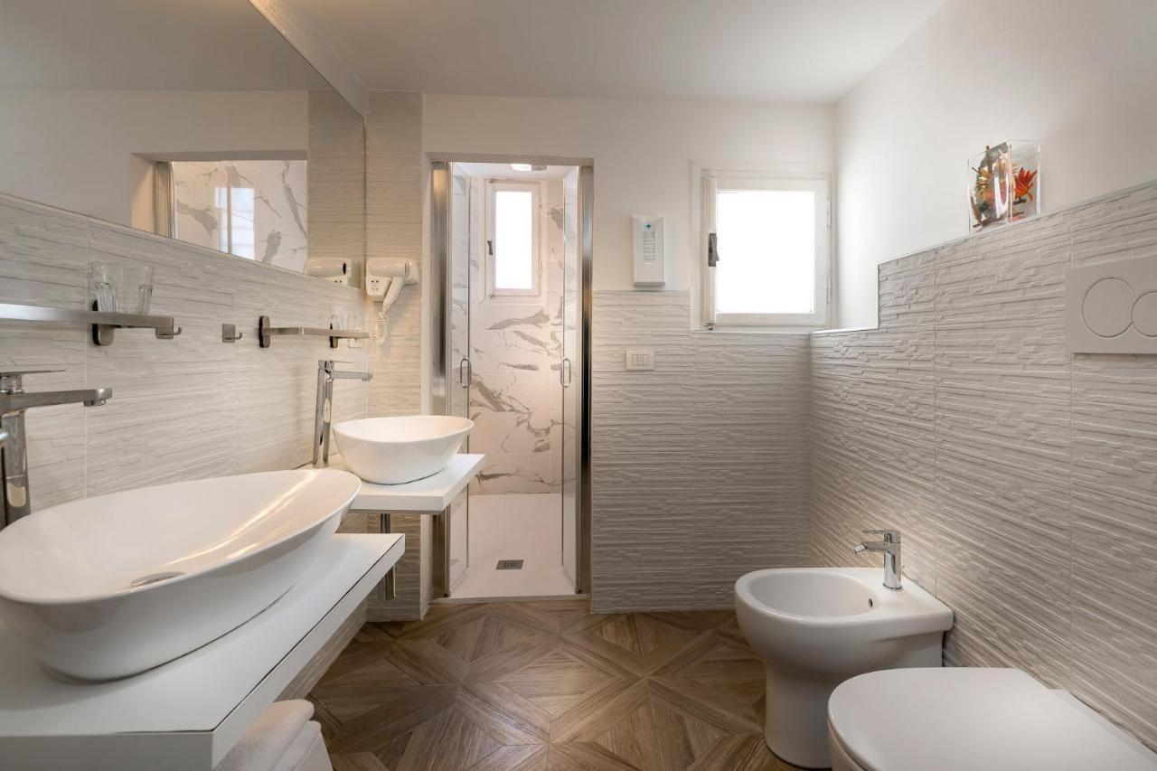 Guest house Residenza Conte Di Cavour & Rooftop 2*