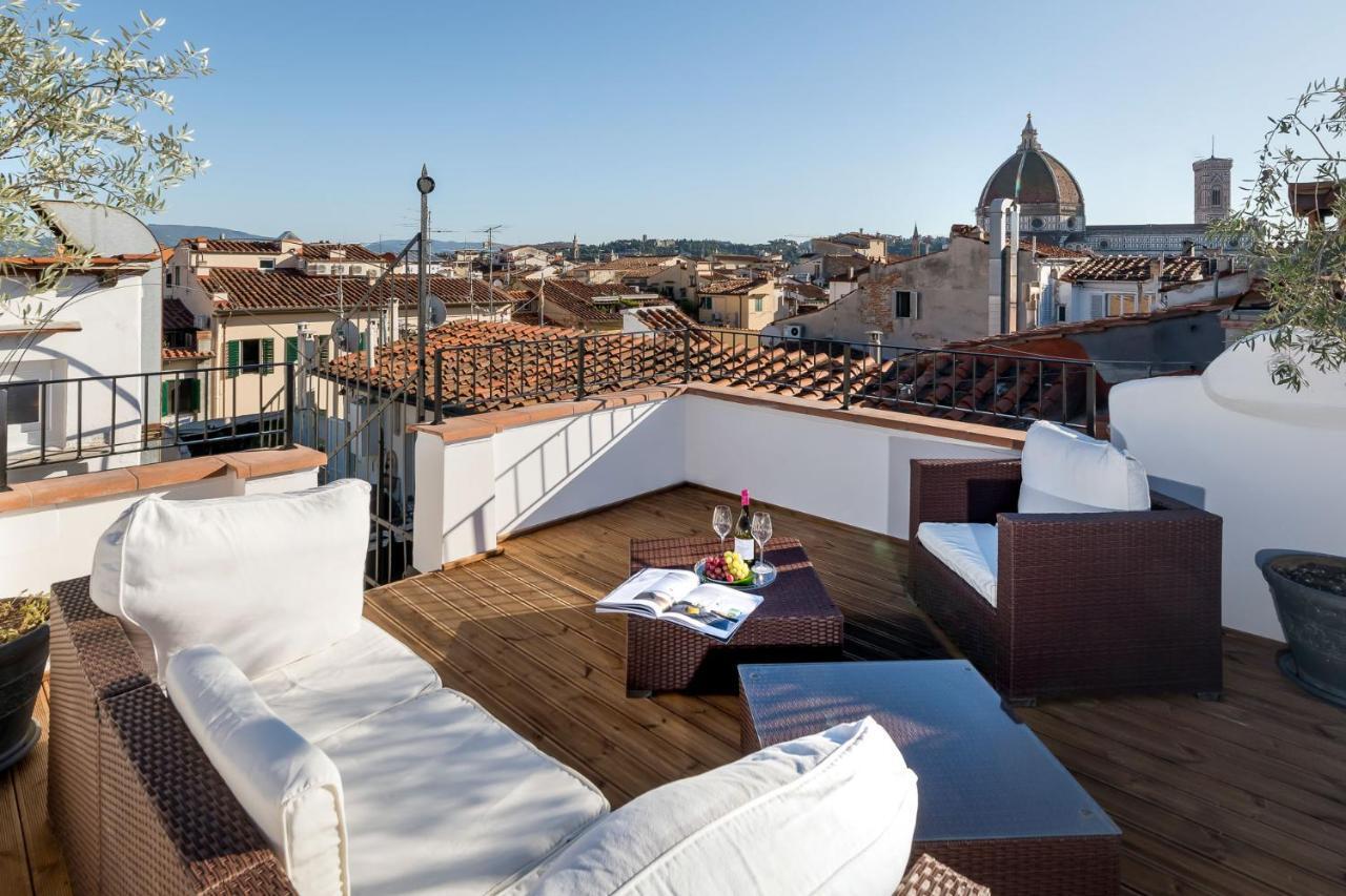 Residenza Conte Di Cavour & Rooftop Guest house Florence