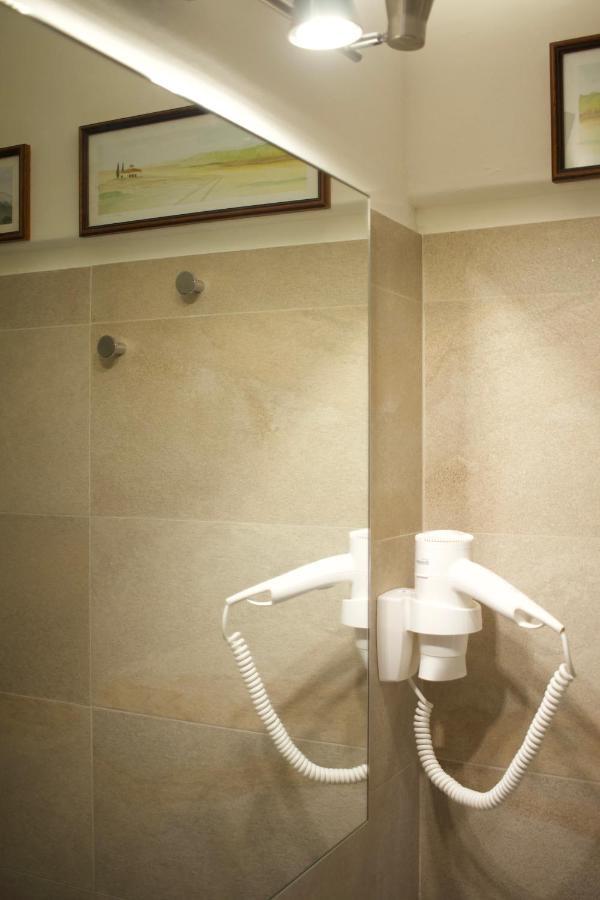 Il Loft Di Cinzia&andrea Family In Heartofart Apartment