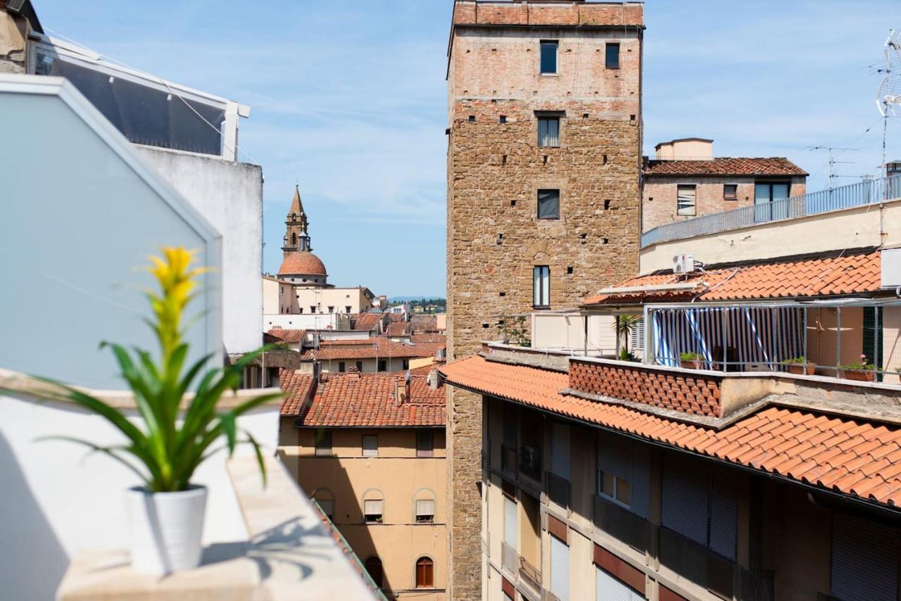 Ponte Vecchio Apartment *
