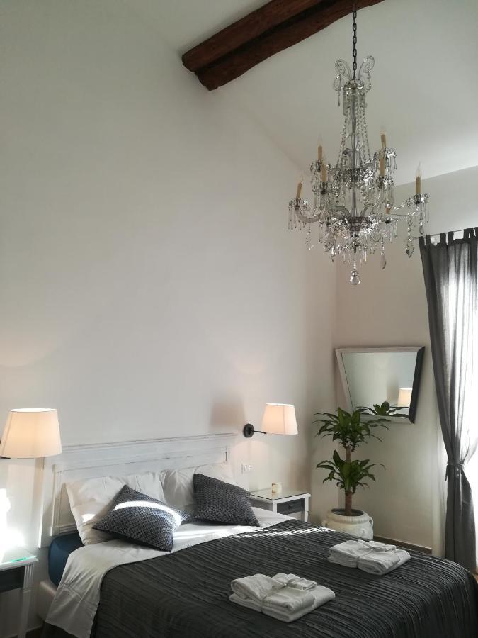 In San Frediano Florença