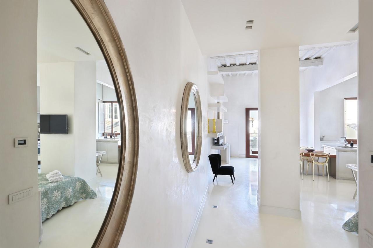 Luxury With Amazing Terrace In Florence-hosted By Sweetstay Florence