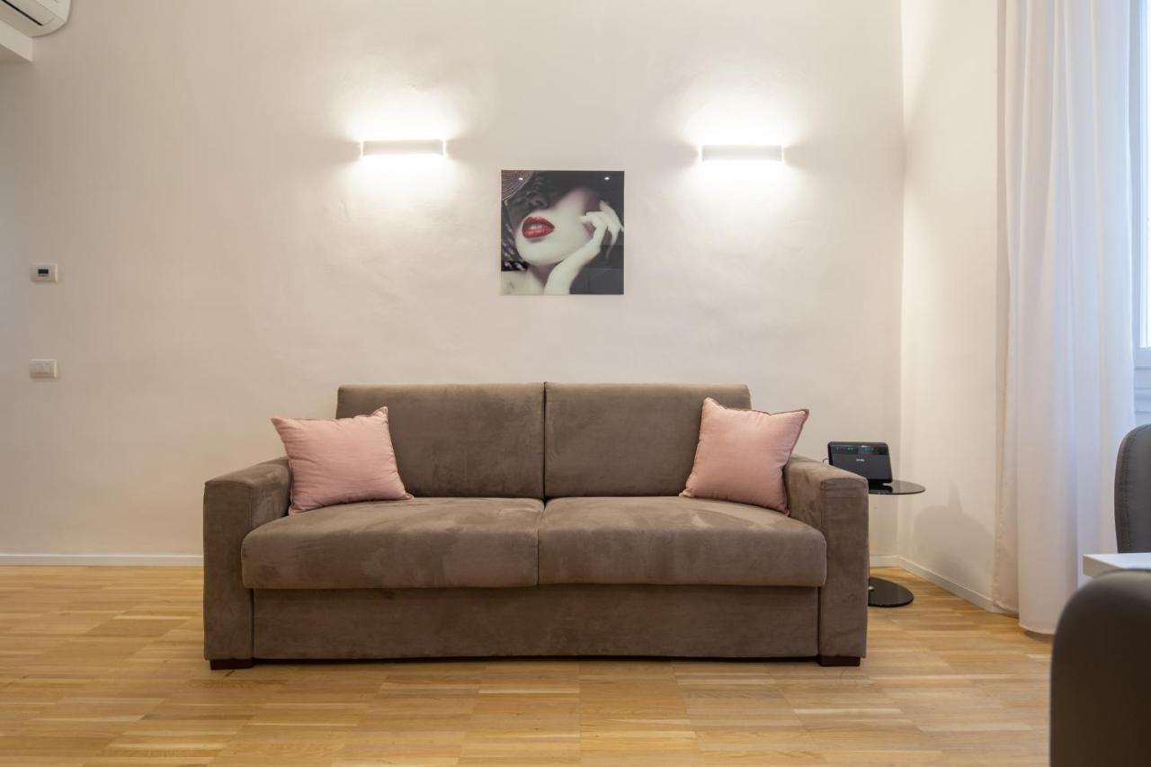 Apartment Bargello Modern By Mmega Florence