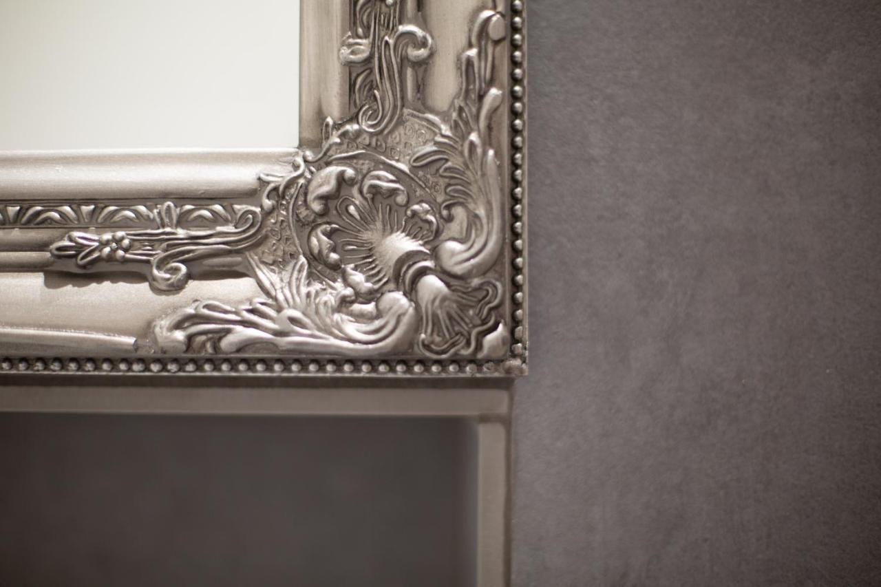 Bargello Modern By Mmega Apartment