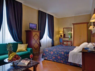 Hotel Corona D'italia 3*