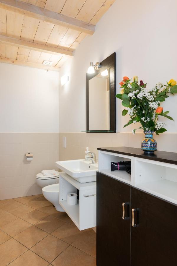 Roommo Beccaria * Florence