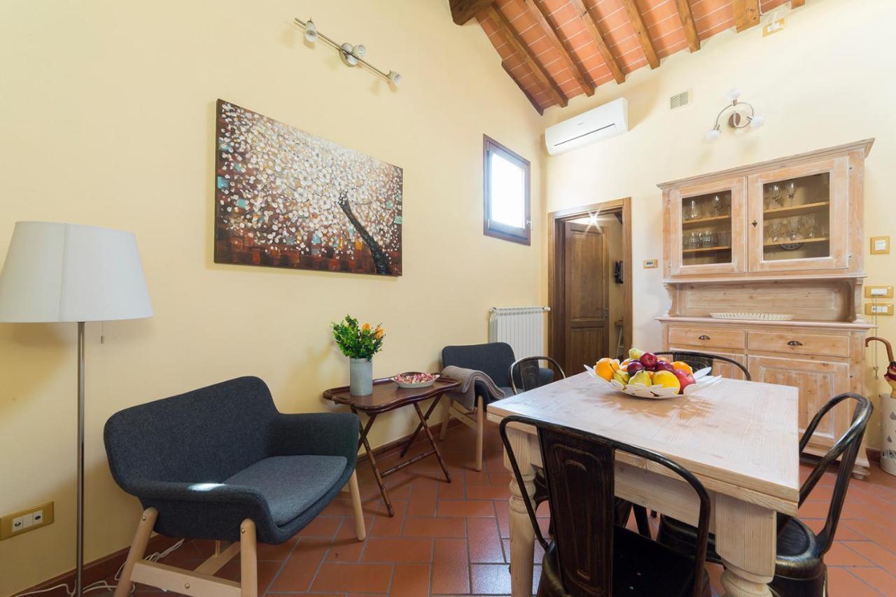 Mercato 2 Bedrooms Apartamento *