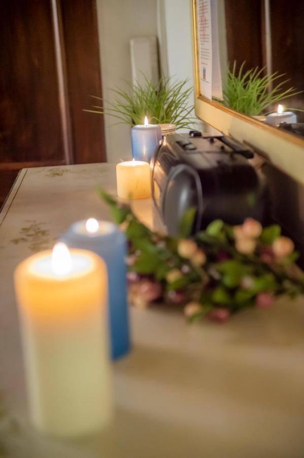 Wonderful Romantic Studio Ponte Vecchio Area Appartement