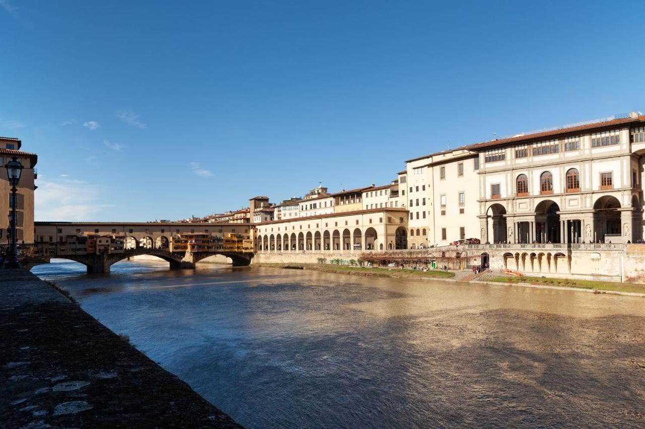 Ponte Vecchio Luxury Penthouse Apartment *