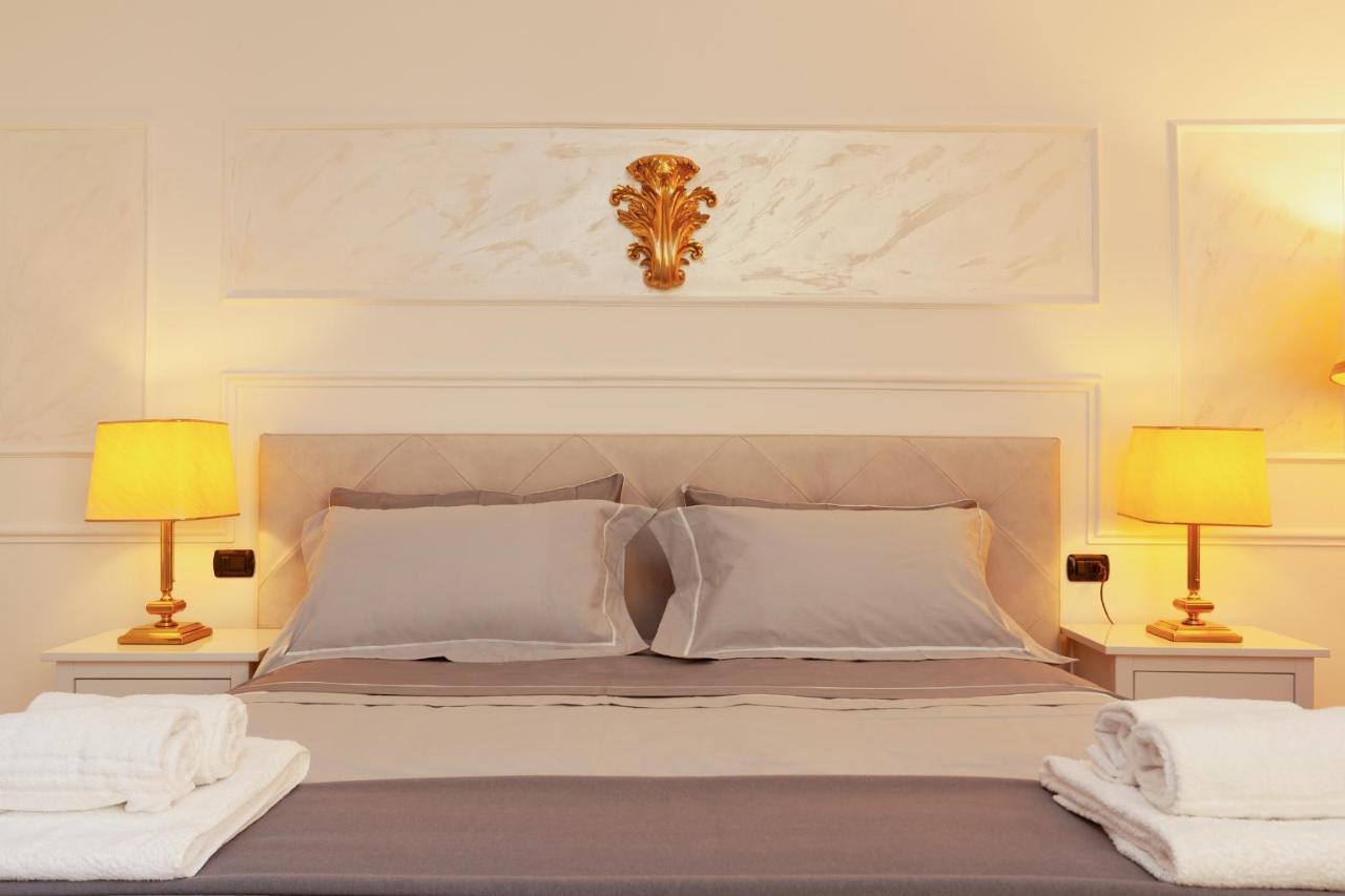 Ponte Vecchio Luxury Penthouse Florence