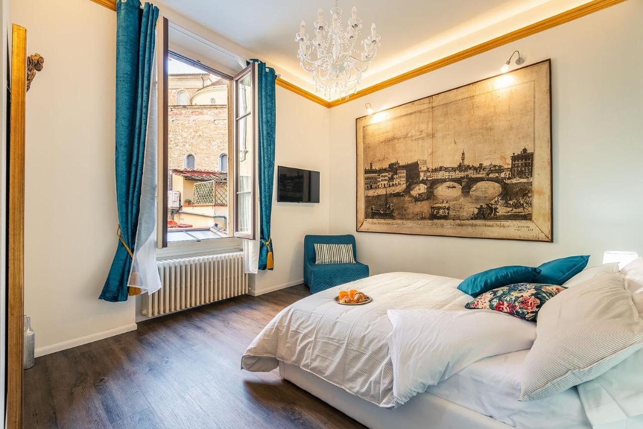 Lorenzo De' Medici Family Apartment