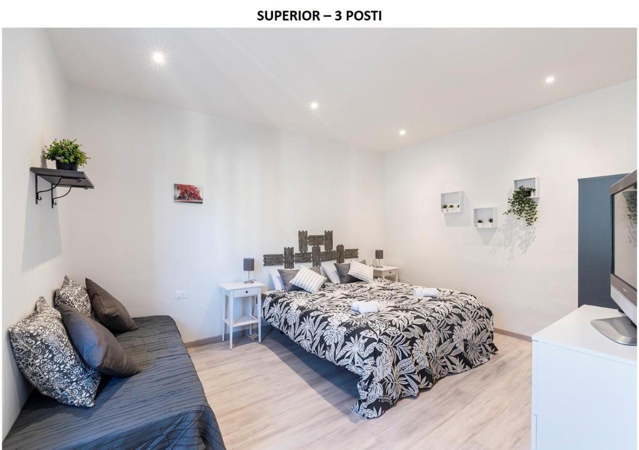 Domy's Guest house