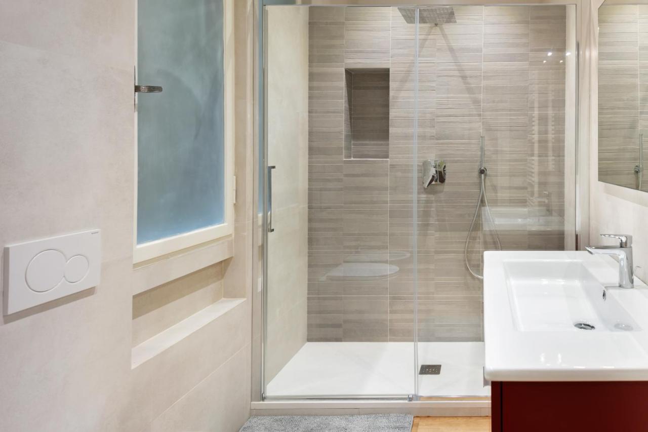 Giovanni Angelico Wood And Design Appartement