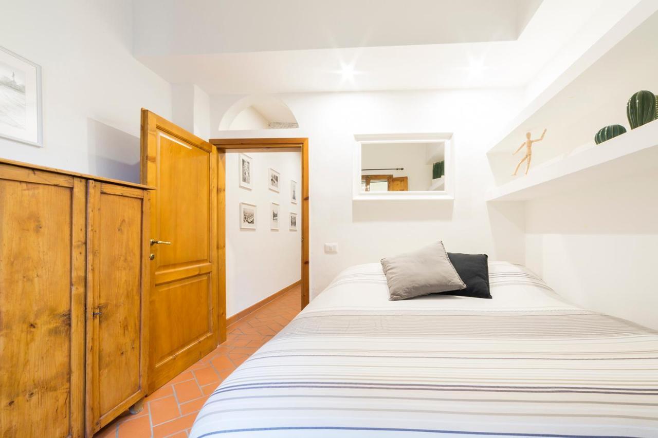 Santa Maria Novella 6 Sleeps Near The Station Appartamento *