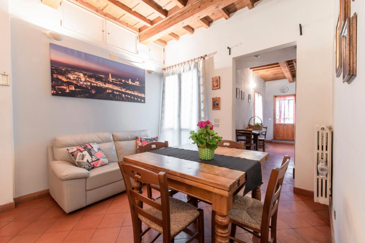 Pepi Dining At The Sunrise Apartamento *