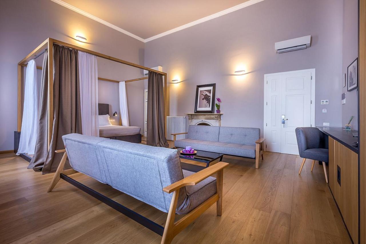 Residenza D'epoca Al Numero 8 Bed & Breakfast 3*