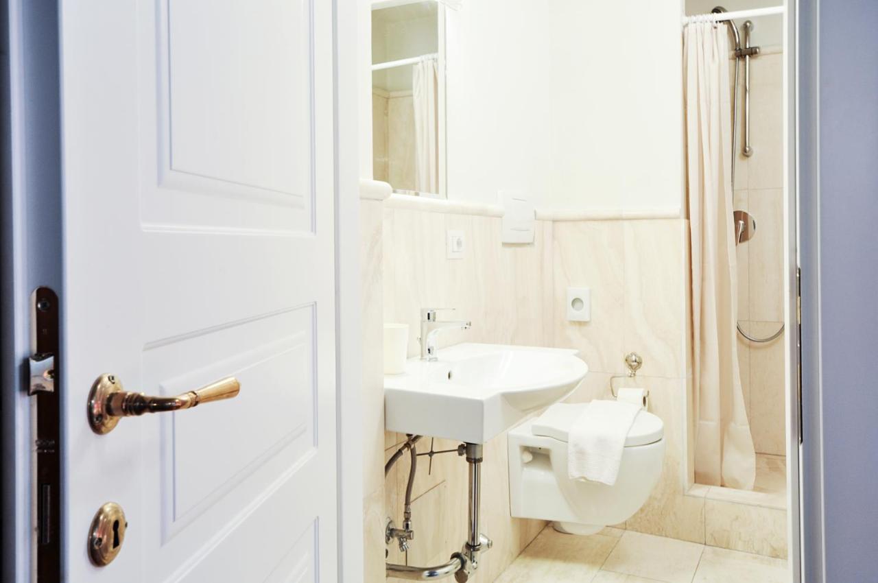 Apartment Tornaquinci Palace