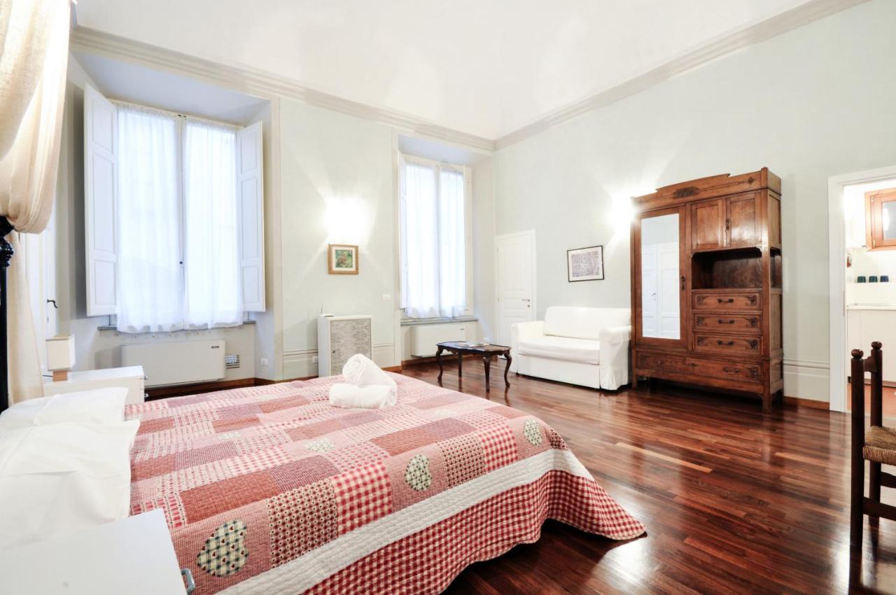 Tornaquinci Palace * Florenz