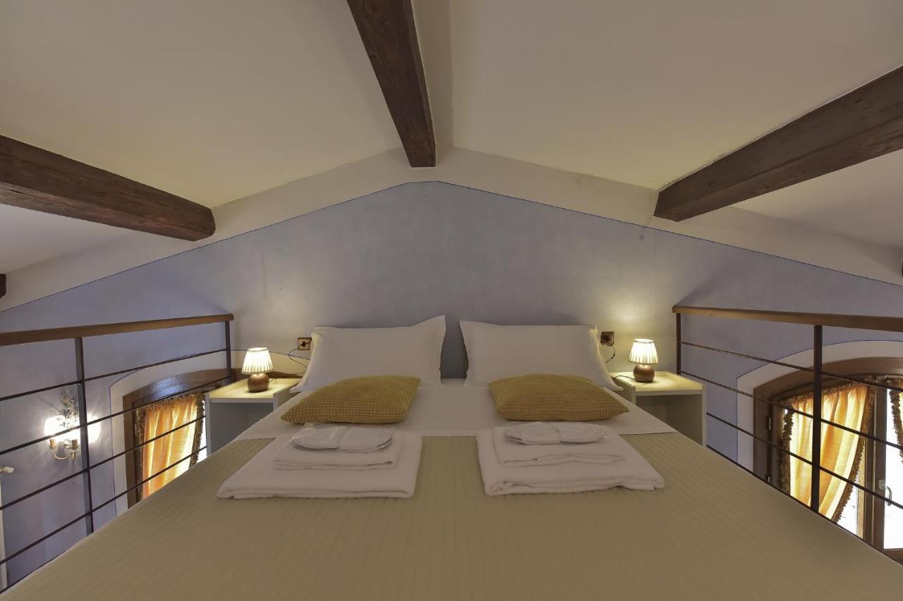Guest house Sani Tourist House 3*
