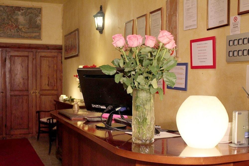 Hotel Tourist House