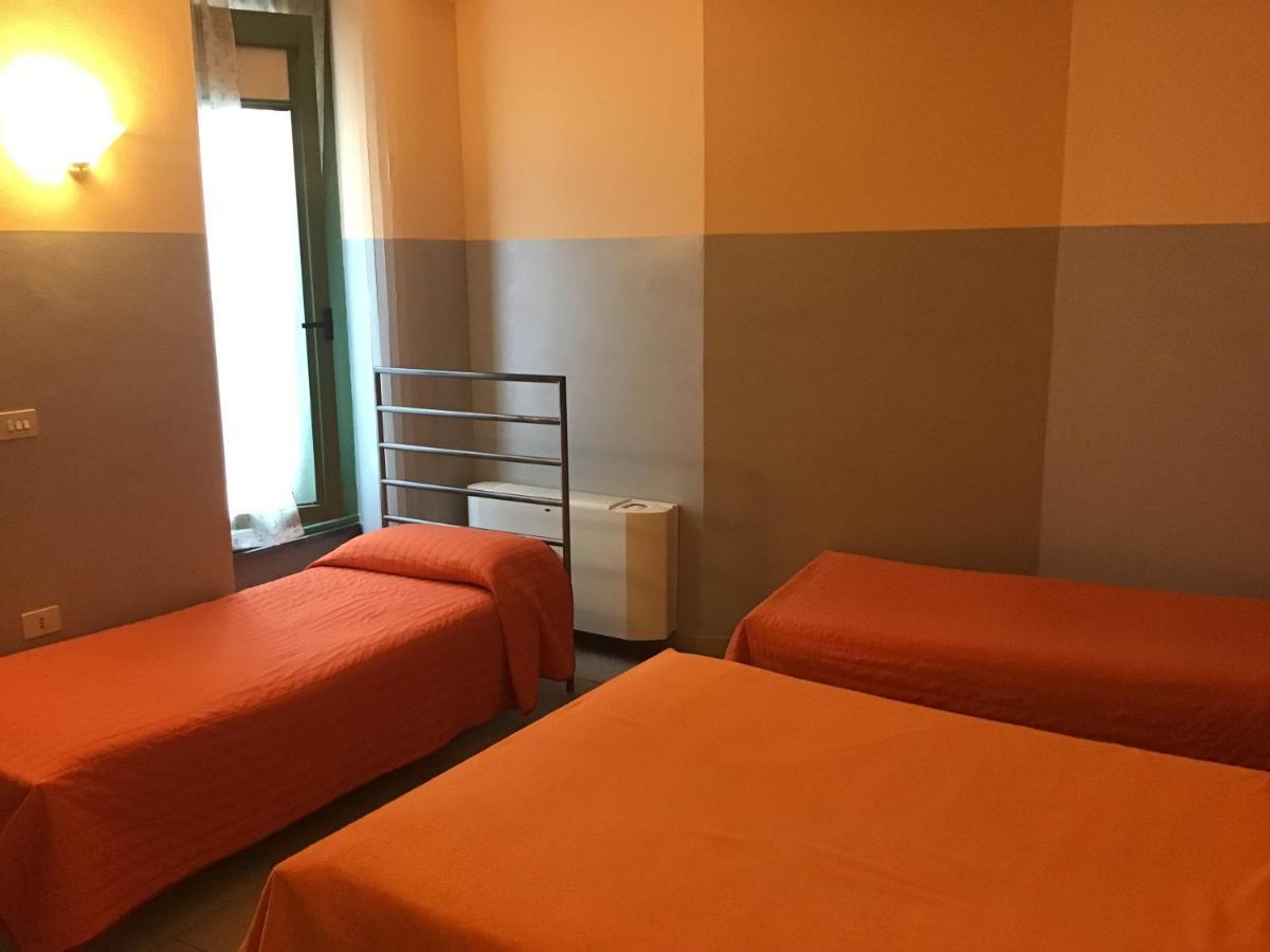 For 4 Persons Near Station Of Santa Maria Novella