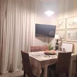 room in private apartment