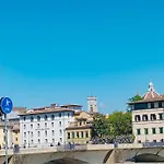 Unique & Beautiful Bedroom In Central Of Florence
