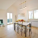Porta Romana New Apartment Free Parking
