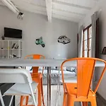 Design Center Florence Apt - Homeunity