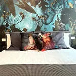 Center San Lorenzo Market 1Bdrm Apt