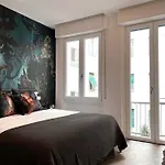 Center San Lorenzo Market 1Bdrm Apt