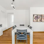 Your Florence Gems - Ponte Vecchio Apartments