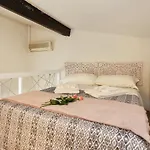 Santa Monaca 23 - Sweet Dreams In Florence