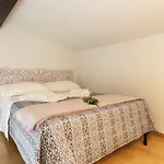 Santa Monaca 23 - Sweet Dreams In Florence