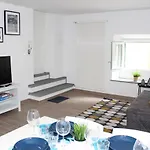 Art Apartment Borgo Stella