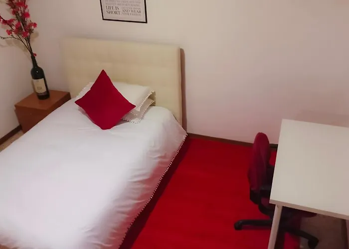 Unique & Beautiful Bedroom In Central Of Florence