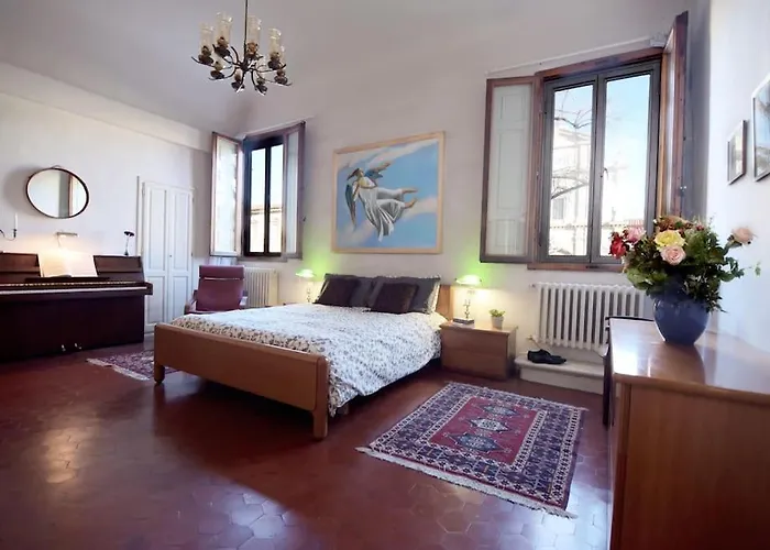 Cozy Apartment With Private Garden - City Center -