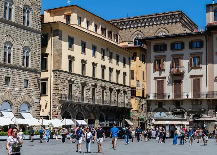Apartments Florence - Palazzo Signoria Luxury Apartments 9