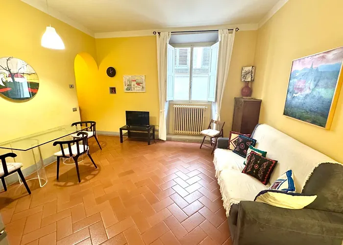 Two Flats In Santa Croce