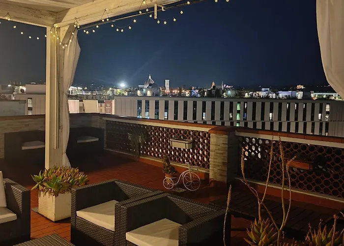 Panoramic Luxury Little Penthouse